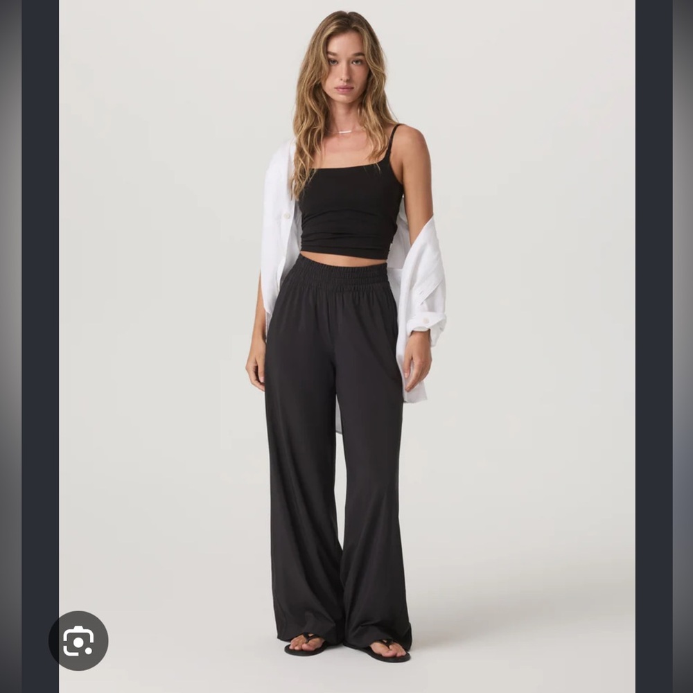 Vuori villa wide leg pants